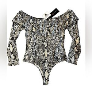 Polly & Esther Black and White Snake Print Top